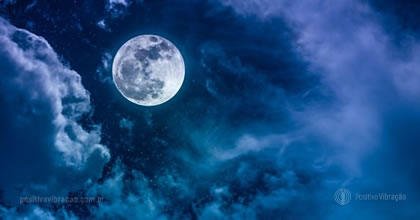 Rara Lua Azul de Escorpião, por Awakening 5D Healing